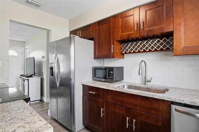 5941 SWOFFIELD DRIVE, Orlando, FL 32812