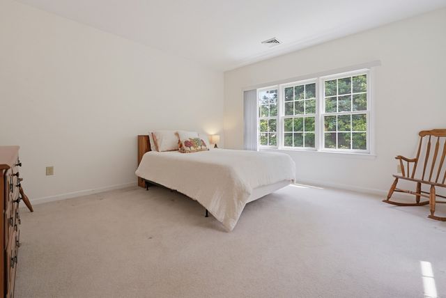 631 East St J204, Mansfield, MA 02048