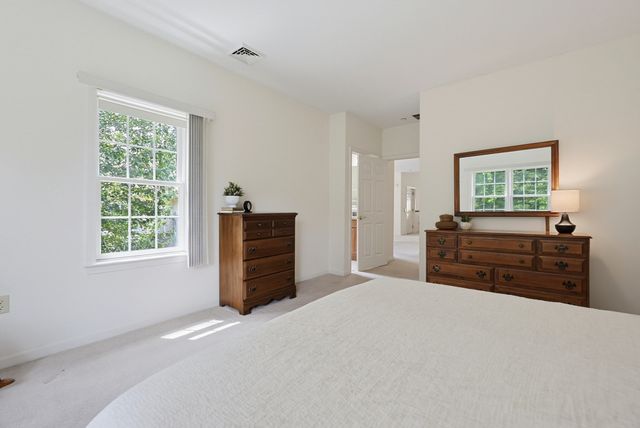 631 East St J204, Mansfield, MA 02048