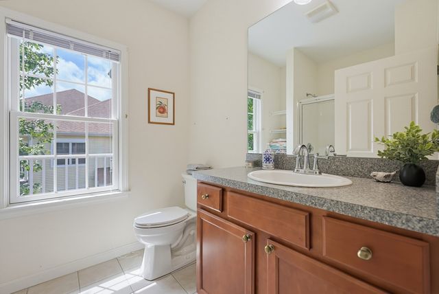 631 East St J204, Mansfield, MA 02048
