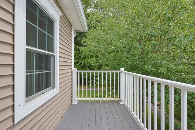 631 East St J204, Mansfield, MA 02048
