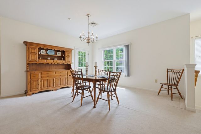 631 East St J204, Mansfield, MA 02048
