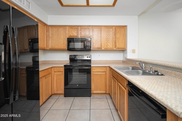 2013 N 106TH Drive, Avondale, AZ 85392