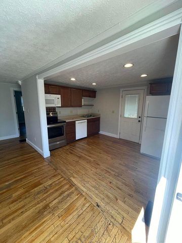 323 Hamilton Avenue, Somerset, KY 42501