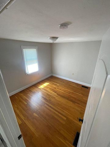 323 Hamilton Avenue, Somerset, KY 42501