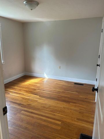 323 Hamilton Avenue, Somerset, KY 42501