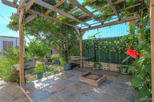 16319 Eagle Pass Street, Edinburg, TX 78542