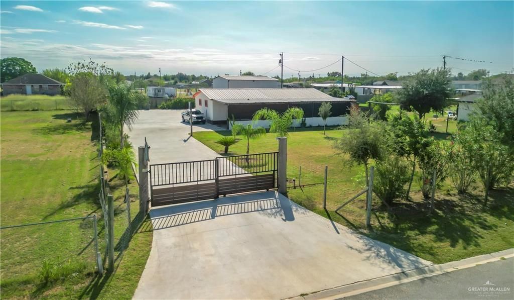 16319 Eagle Pass Street, Edinburg, TX 78542