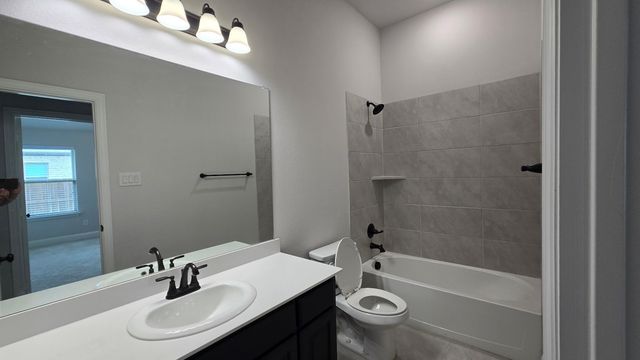 552 Firethorn Drive, Royse City, TX 75189