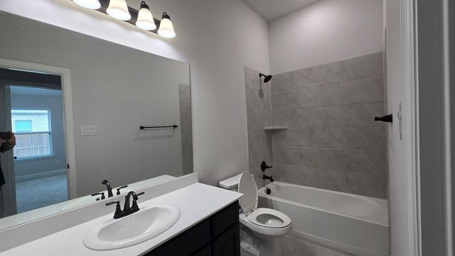 552 Firethorn Drive, Royse City, TX 75189