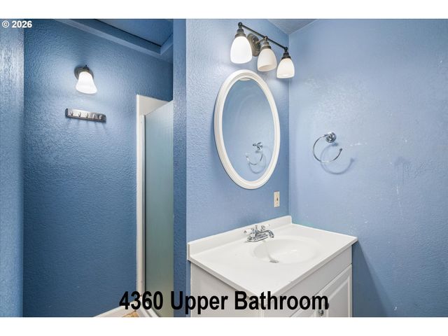 4360 CATALINA St, Eugene, OR 97402