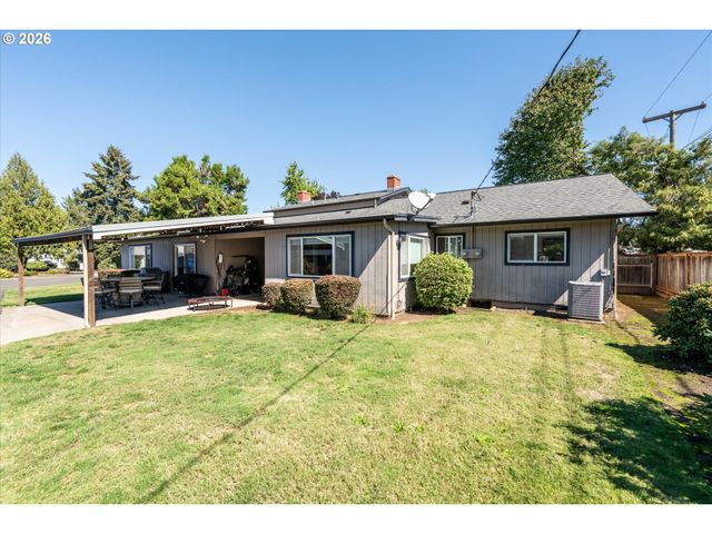 4360 CATALINA St, Eugene, OR 97402