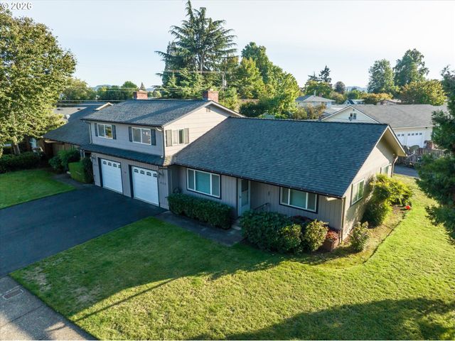 4360 CATALINA St, Eugene, OR 97402