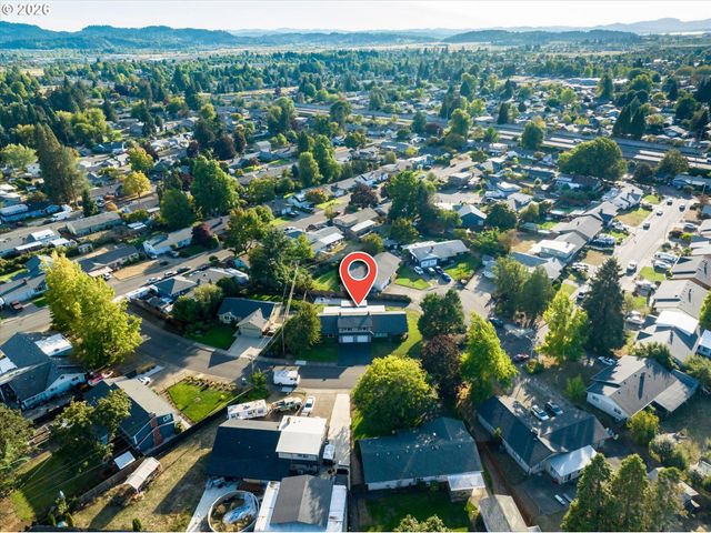 4360 CATALINA St, Eugene, OR 97402