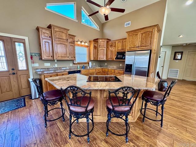 135 Wilshire Drive, Fairfield Bay, AR 72088