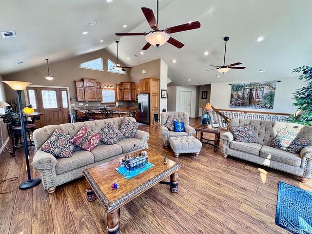 135 Wilshire Drive, Fairfield Bay, AR 72088