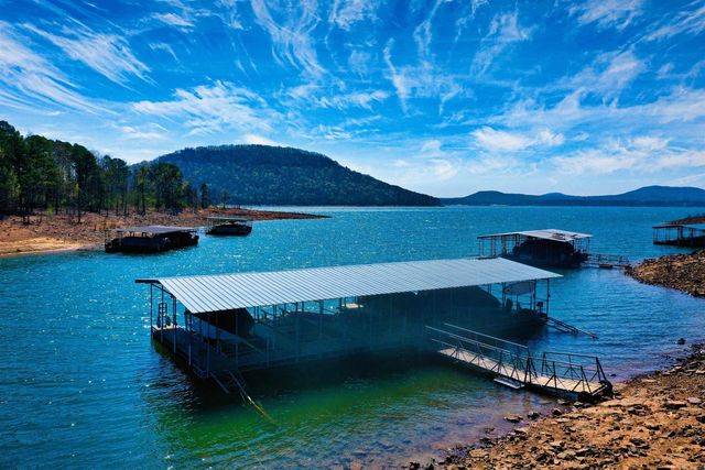 135 Wilshire Drive, Fairfield Bay, AR 72088
