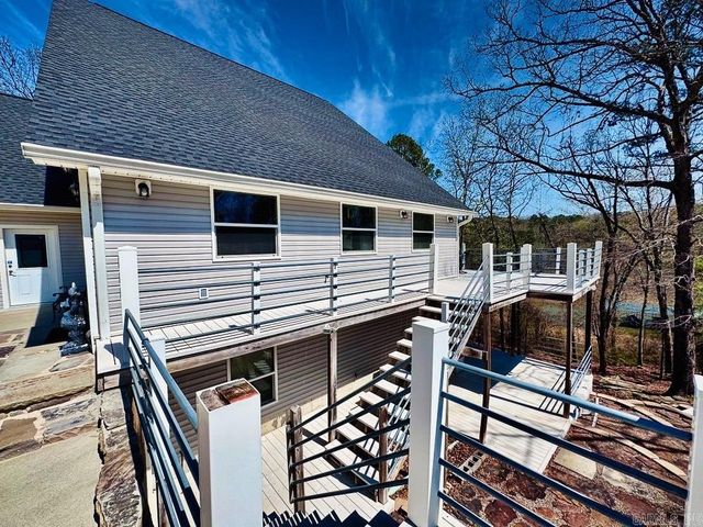 135 Wilshire Drive, Fairfield Bay, AR 72088