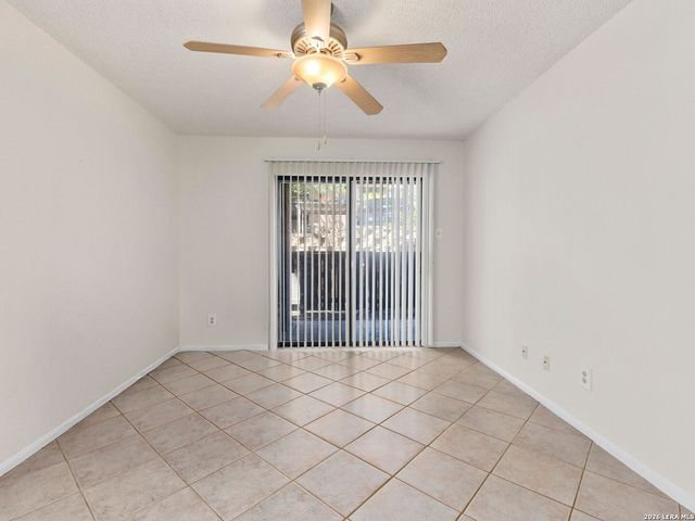 4212 Medical Dr Unit 416, San Antonio, TX 78229