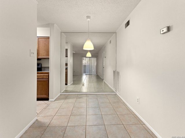 4212 Medical Dr Unit 416, San Antonio, TX 78229