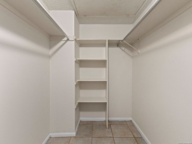 4212 Medical Dr Unit 416, San Antonio, TX 78229