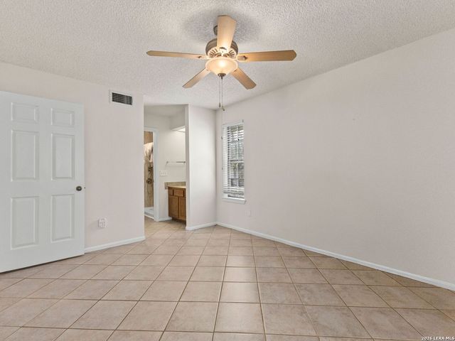 4212 Medical Dr Unit 416, San Antonio, TX 78229