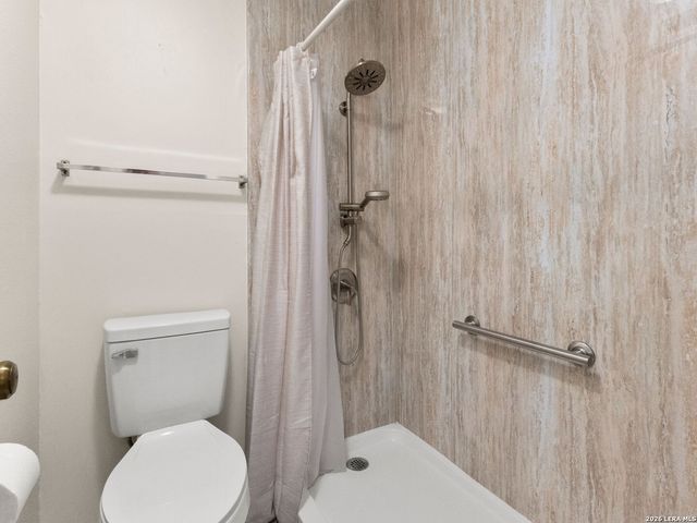 4212 Medical Dr Unit 416, San Antonio, TX 78229