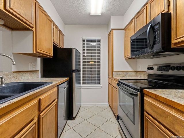 4212 Medical Dr Unit 416, San Antonio, TX 78229