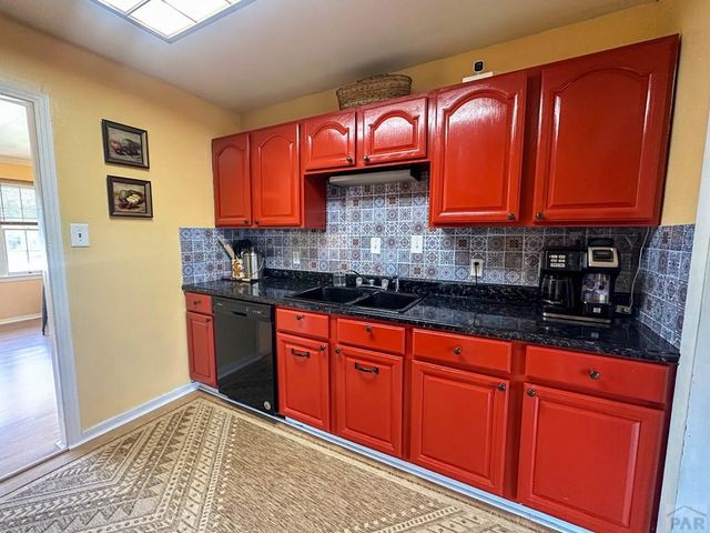 620 S 7th St, Springfield, CO 81073