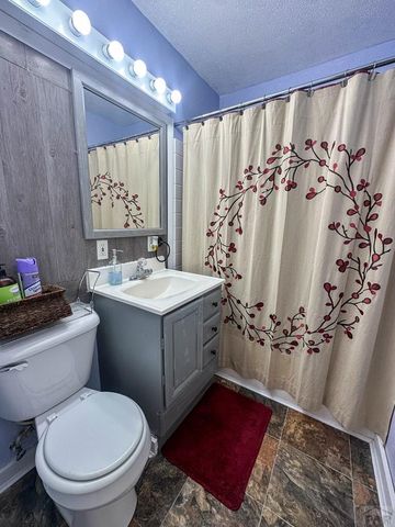 620 S 7th St, Springfield, CO 81073