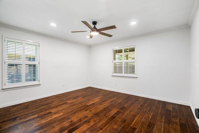 2809 Greg Drive, Bedford, TX 76021