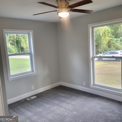 202 Pineview Circle, Valley, AL 36854