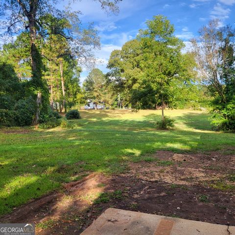 202 Pineview Circle, Valley, AL 36854