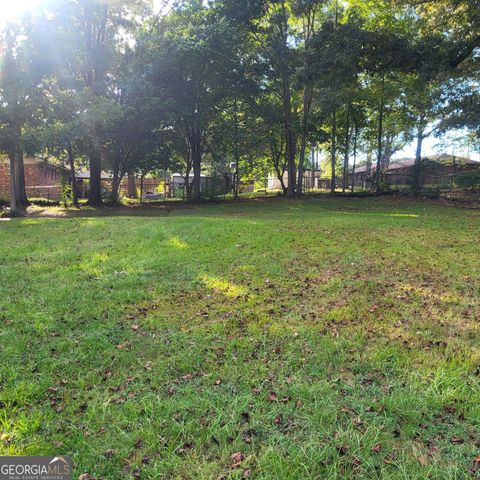 202 Pineview Circle, Valley, AL 36854