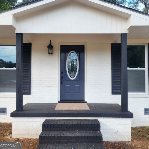 202 Pineview Circle, Valley, AL 36854