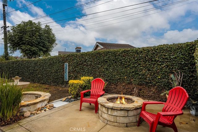 17751 Lewis, Huntington Beach, CA 92647