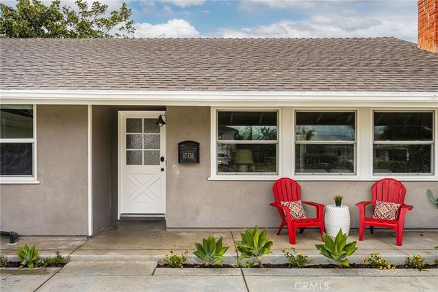 17751 Lewis, Huntington Beach, CA 92647