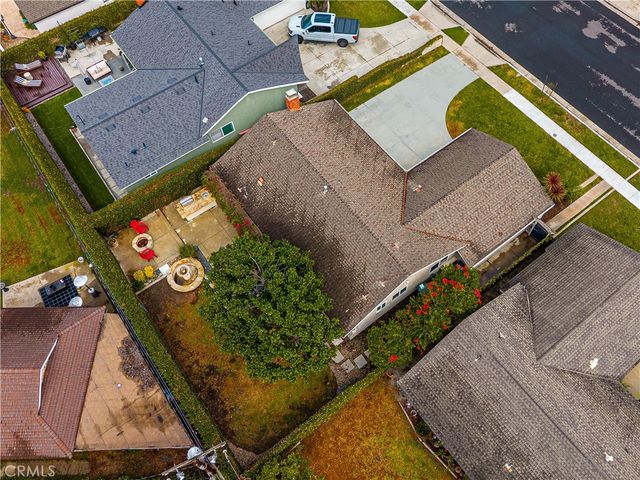 17751 Lewis, Huntington Beach, CA 92647