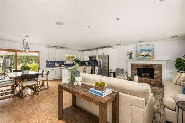 17751 Lewis, Huntington Beach, CA 92647