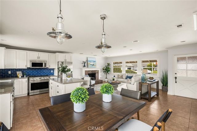 17751 Lewis, Huntington Beach, CA 92647