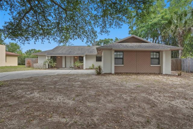1525 JAGUAR CIRCLE, Apopka, FL 32712