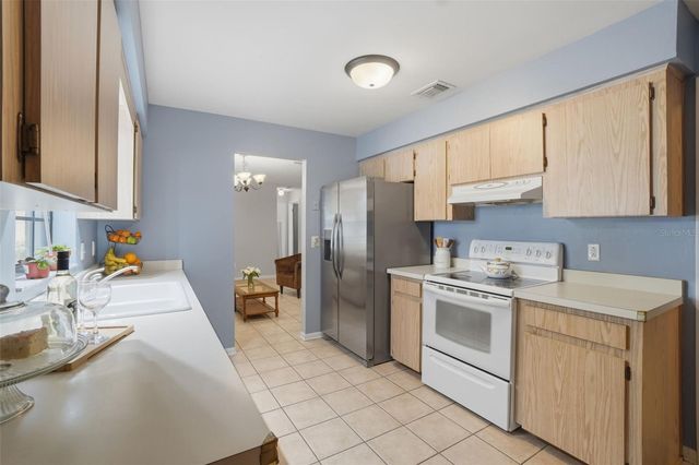 1525 JAGUAR CIRCLE, Apopka, FL 32712