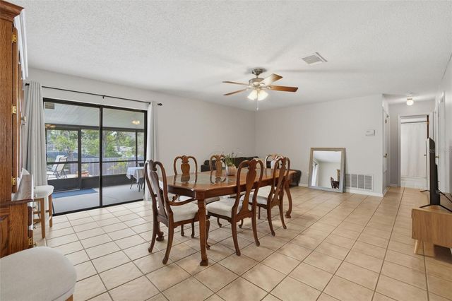 1525 JAGUAR CIRCLE, Apopka, FL 32712