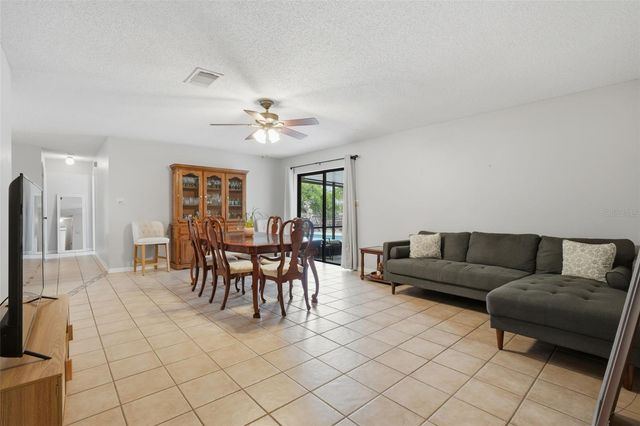 1525 JAGUAR CIRCLE, Apopka, FL 32712