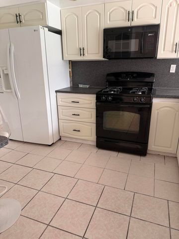 7648 Alhambra Boulevard, Miramar, FL 33023