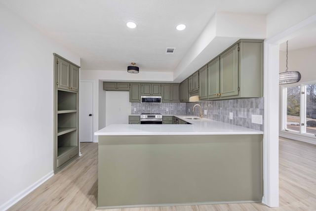 5302 Pine Needle Drive, Columbus, GA 31907
