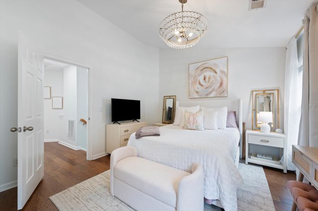 7277 Charlotte Pike Unit 261, Nashville, TN 37209