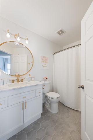 7277 Charlotte Pike Unit 261, Nashville, TN 37209