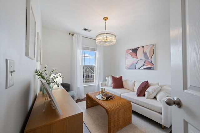 7277 Charlotte Pike Unit 261, Nashville, TN 37209