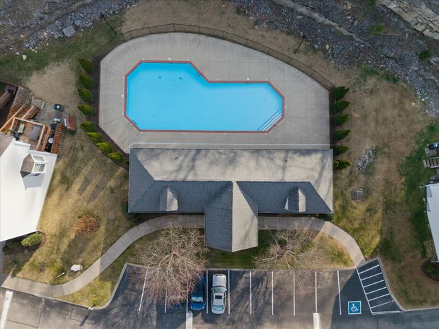 7277 Charlotte Pike Unit 261, Nashville, TN 37209